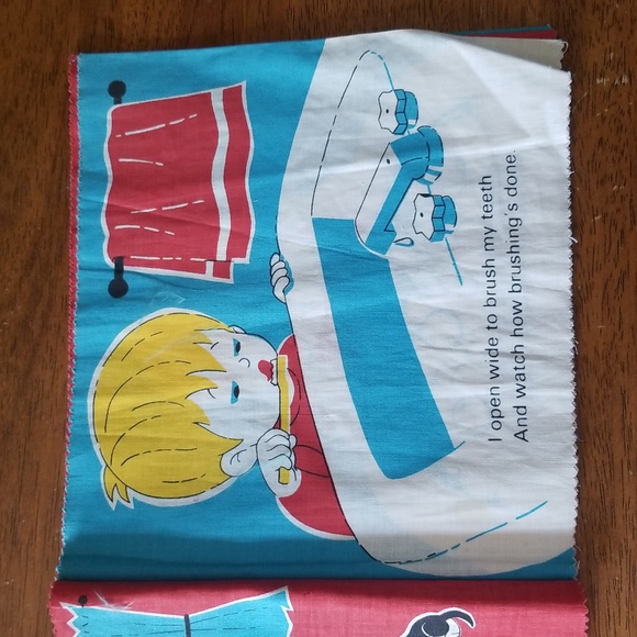 Vintage Peggy Cloth Book - Picture 3 of 14